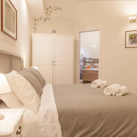 Donna Margherita & 4* Rome